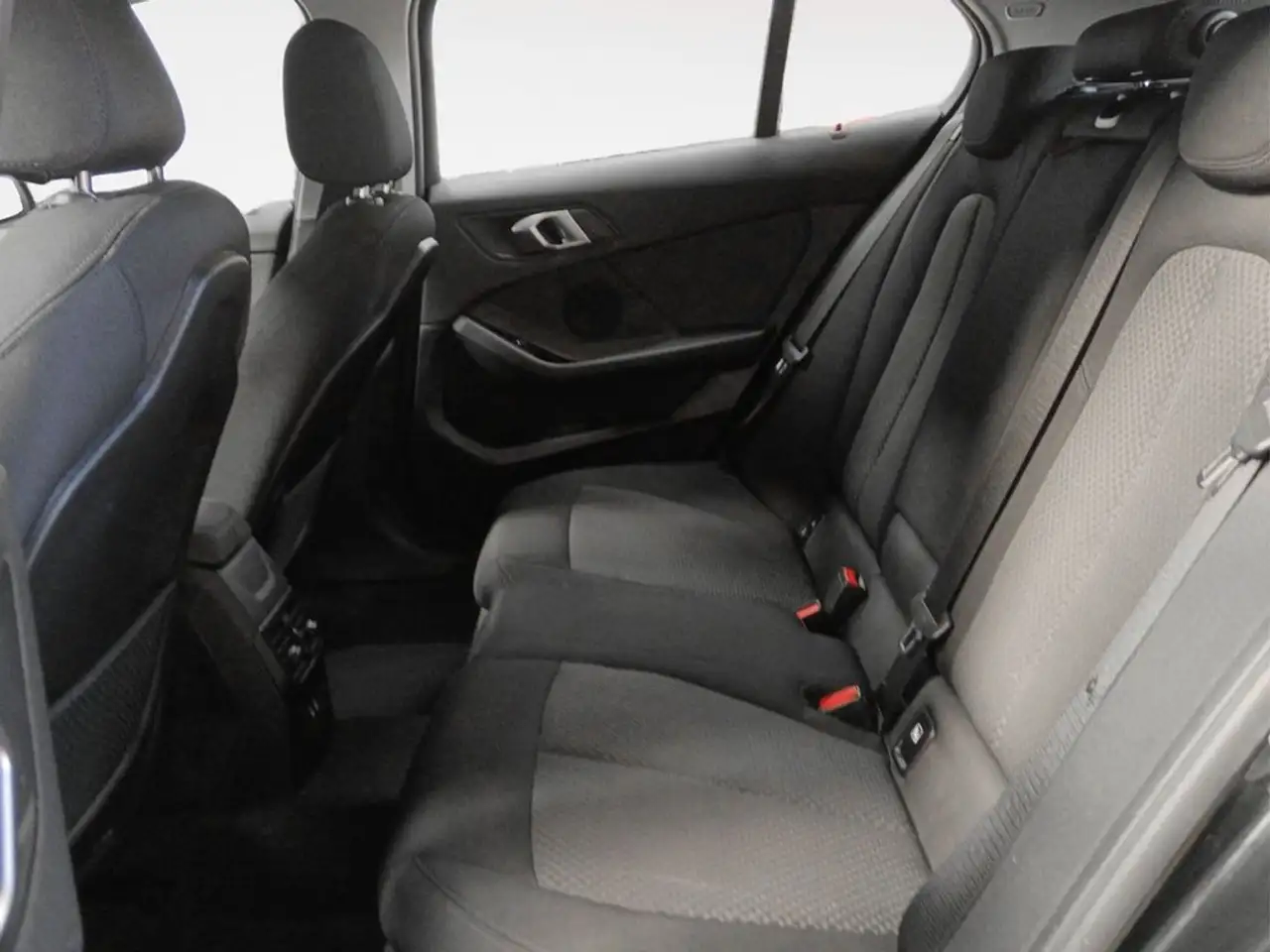 2022 BMW 116 116i, photograph 11