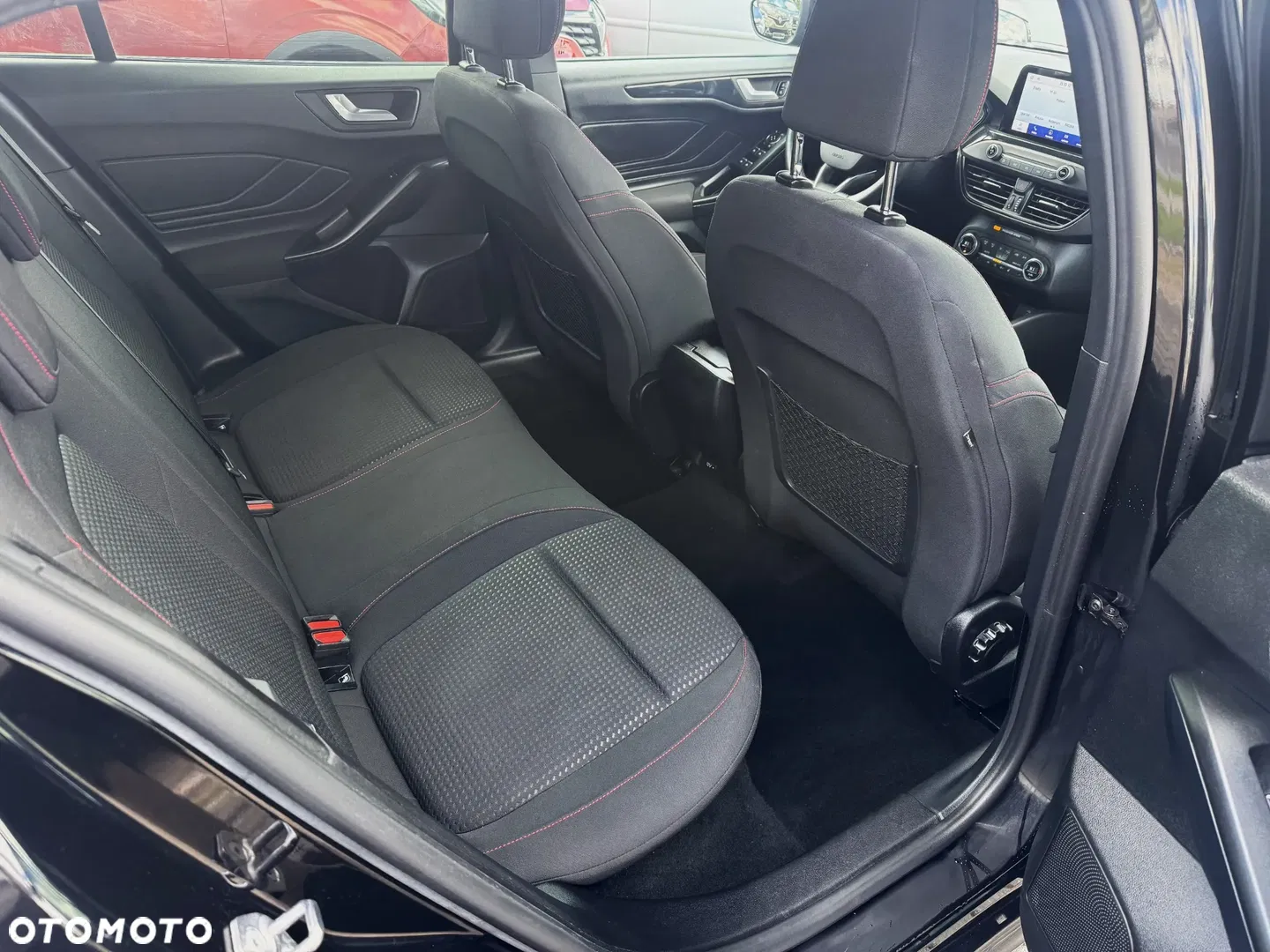 2020 Ford Focus 2.0 TDCi ST-Line Black ASS PowerShift, photograph 11