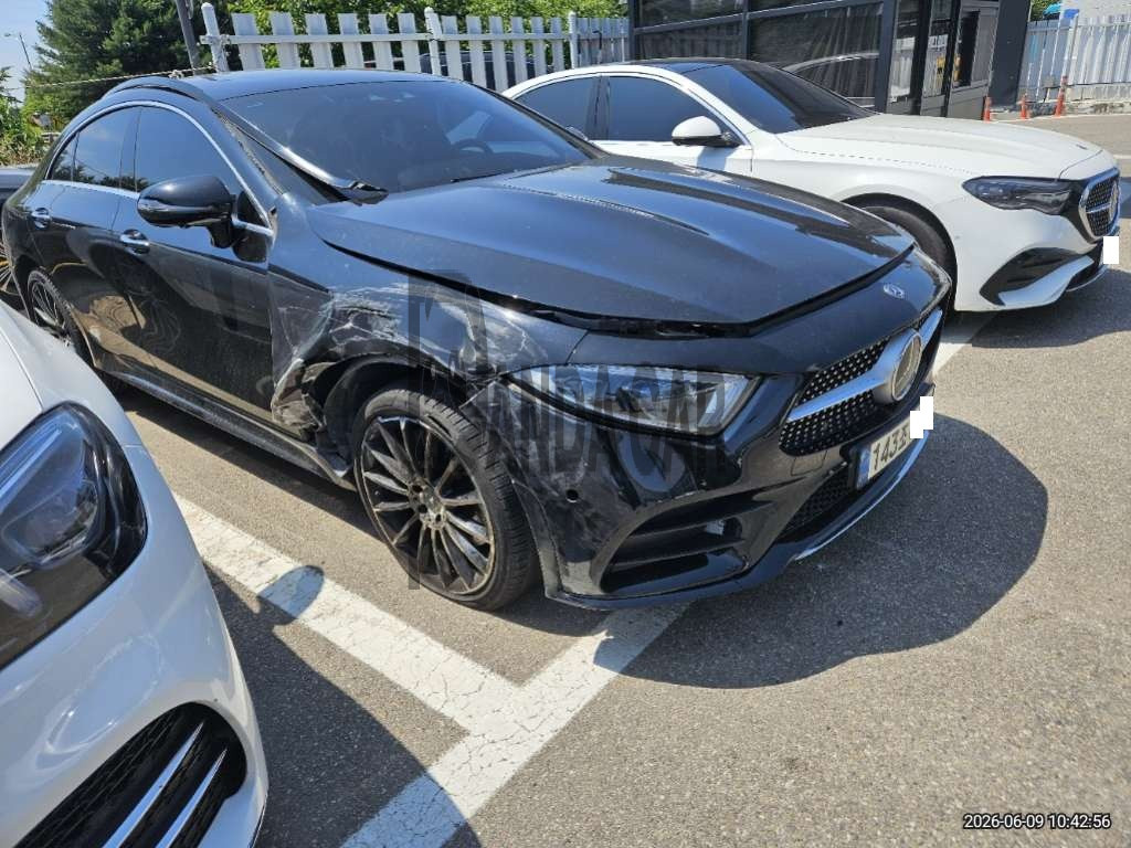 2021 Mercedes-Benz CLS450 4MATIC, photograph 2