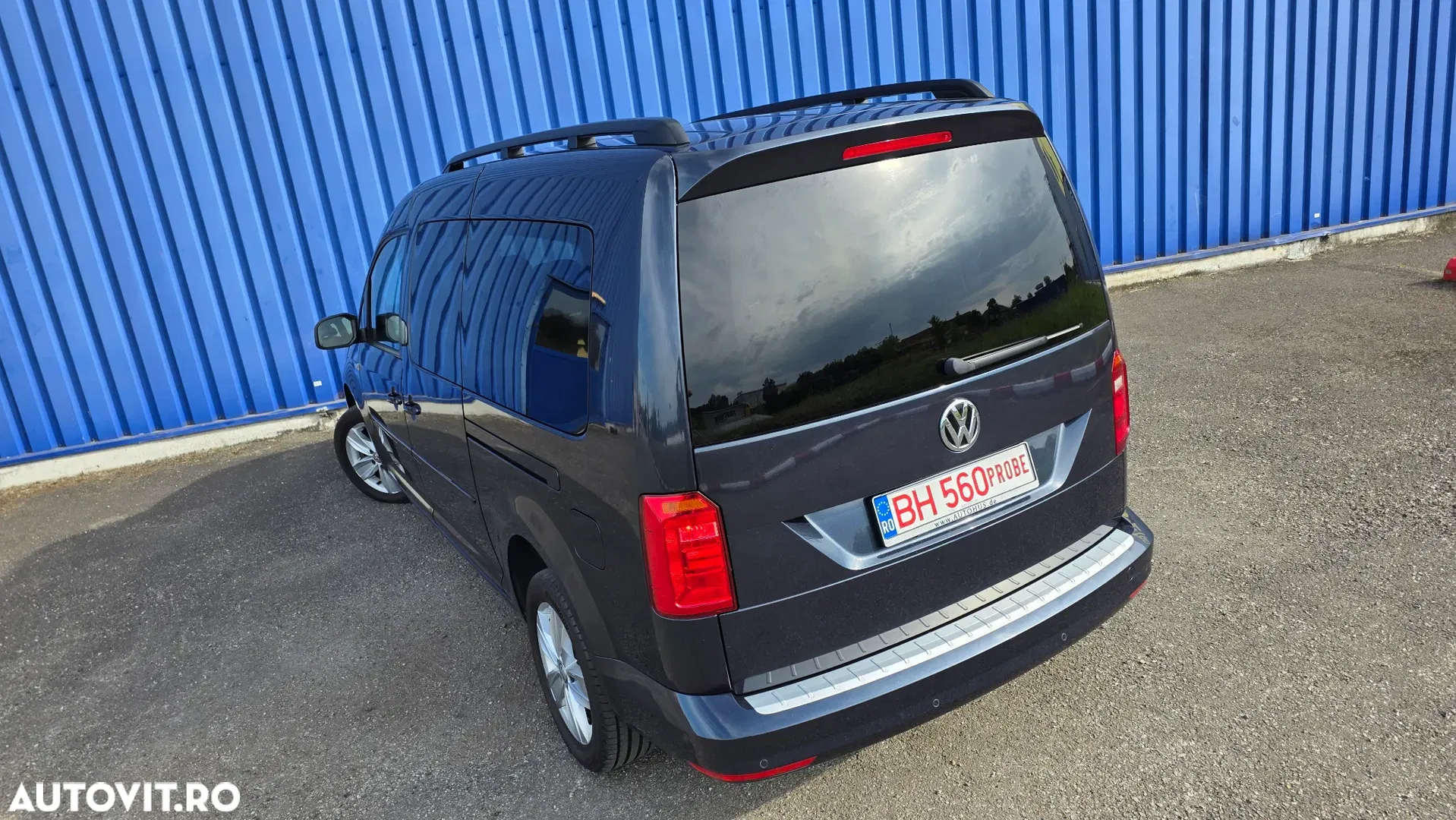 2020 Volkswagen Caddy Maxi 2.0 TDI 75 kW, photograph 3