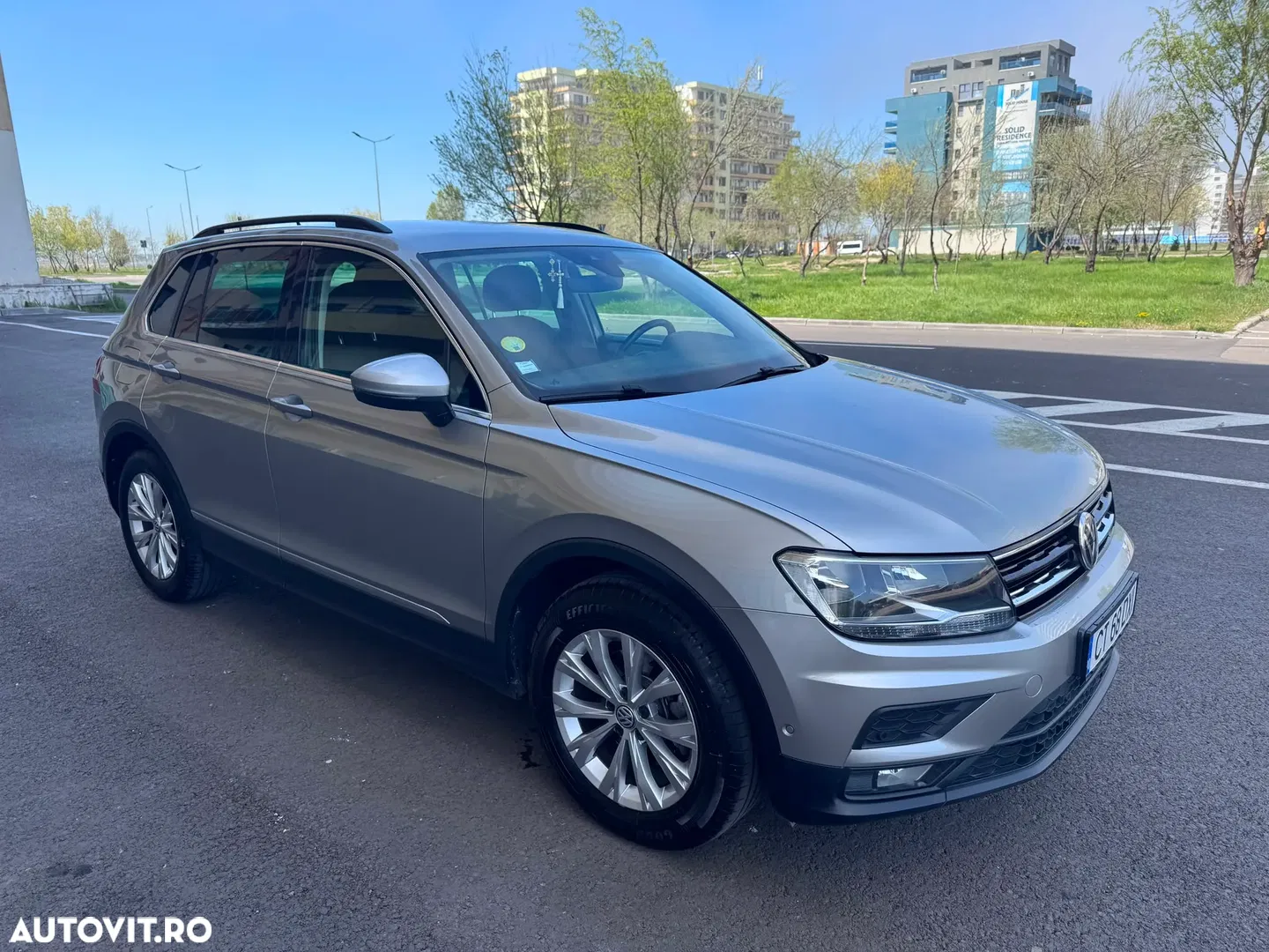 2019 Volkswagen Tiguan 2.0 TDI SCR DSG Elegance, photograph 2