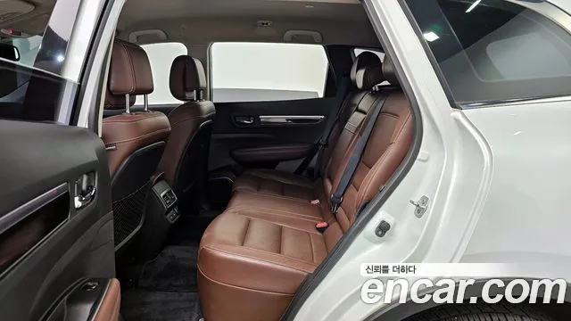 Renault-KoreaSamsung QM6 Diesel 2WD RE Signature — photo 1 of 20