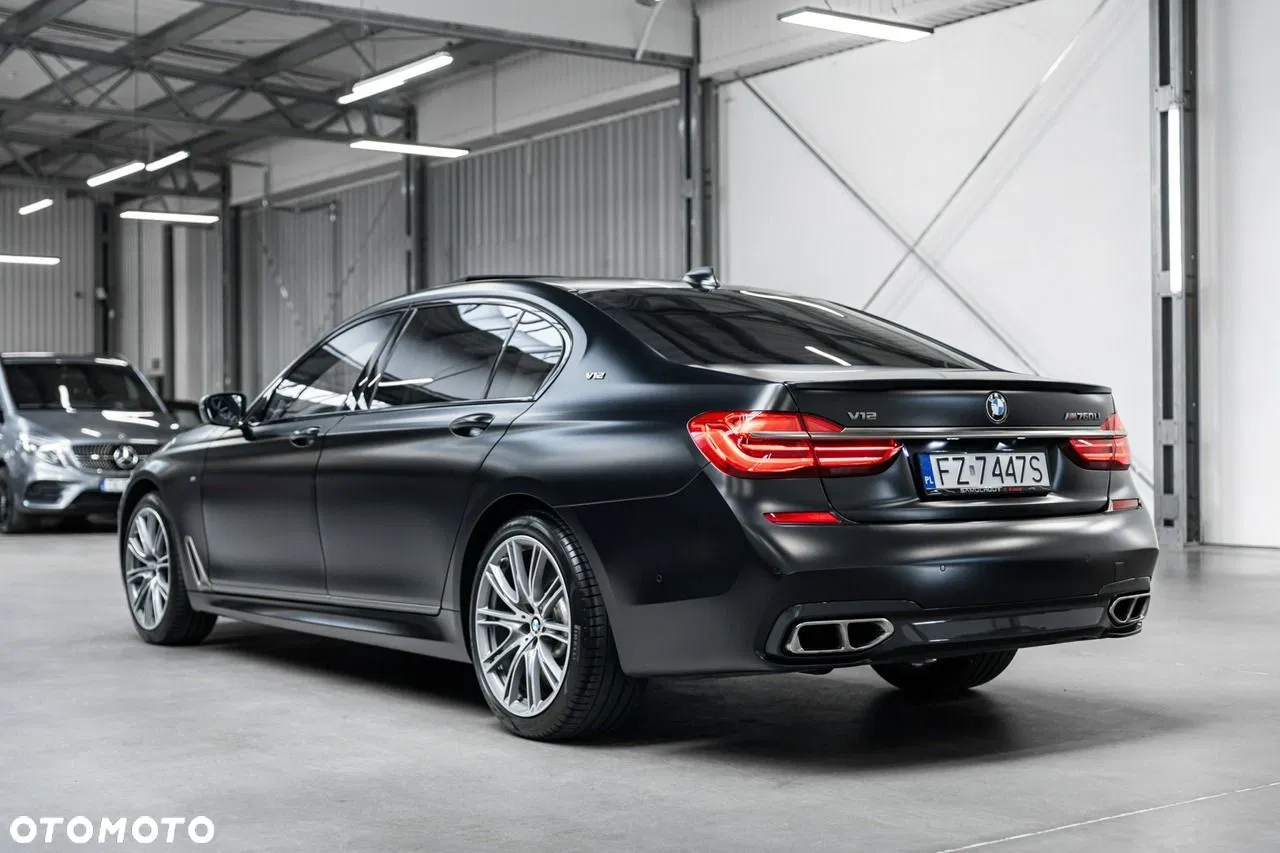 2018 BMW Seria 7 M760Li xDrive, photograph 7