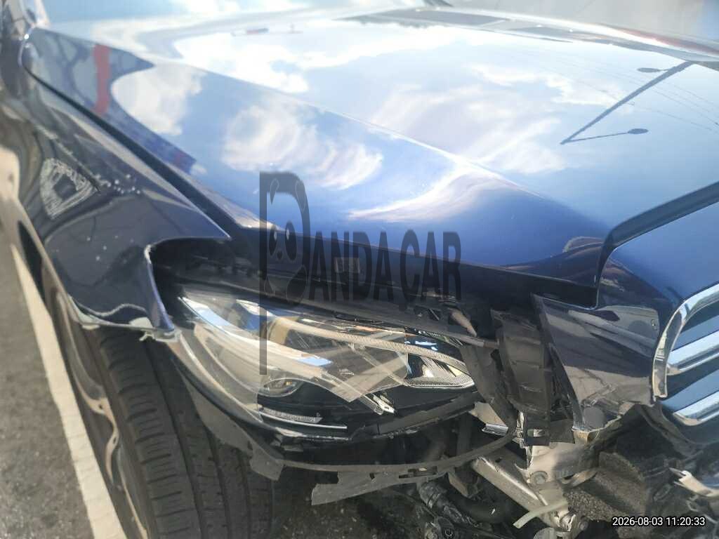 2020 Mercedes-Benz E 250, photograph 3
