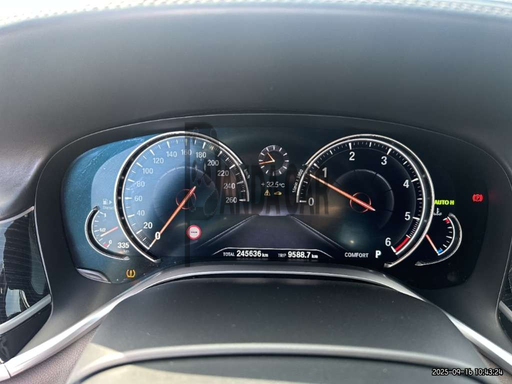 2018 BMW 740Ld xDrive WLTP, photograph 2