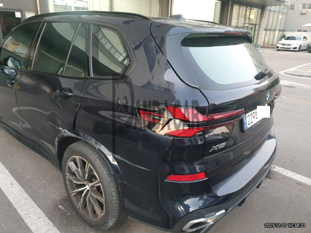 2024 BMW X5 xDrive30d, photograph 2