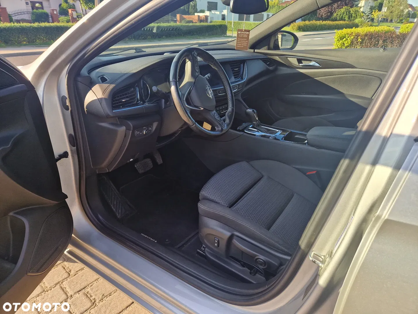 2022 Opel Insignia 2.0 CDTI Elegance S&S, photograph 10