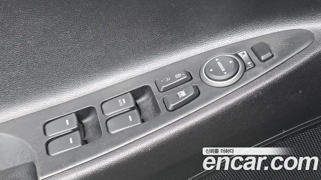 Hyundai Sonata LPi Top — photo 1 of 31