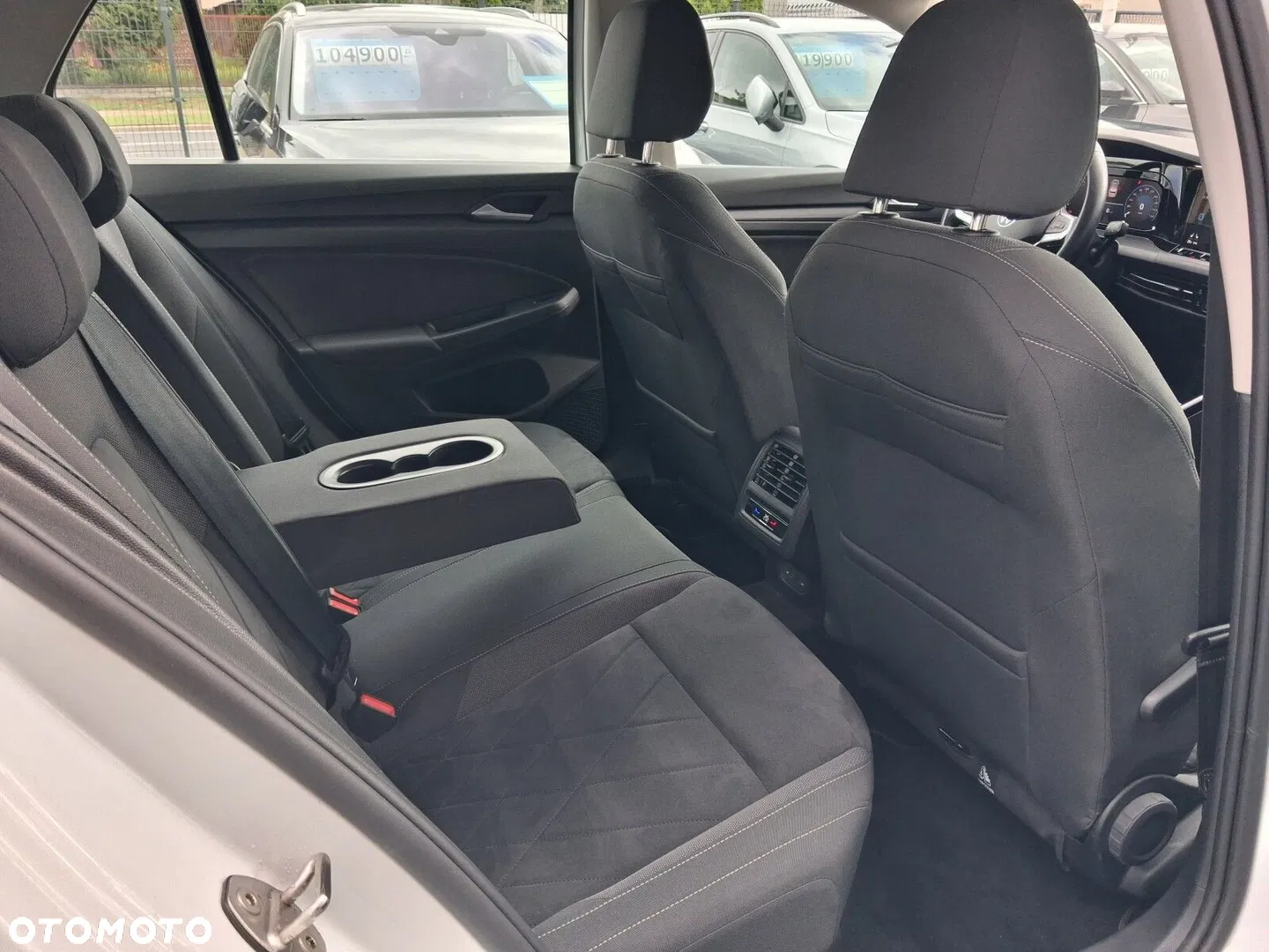 2023 Volkswagen Golf 1.5 TSI EVO Style, photograph 10