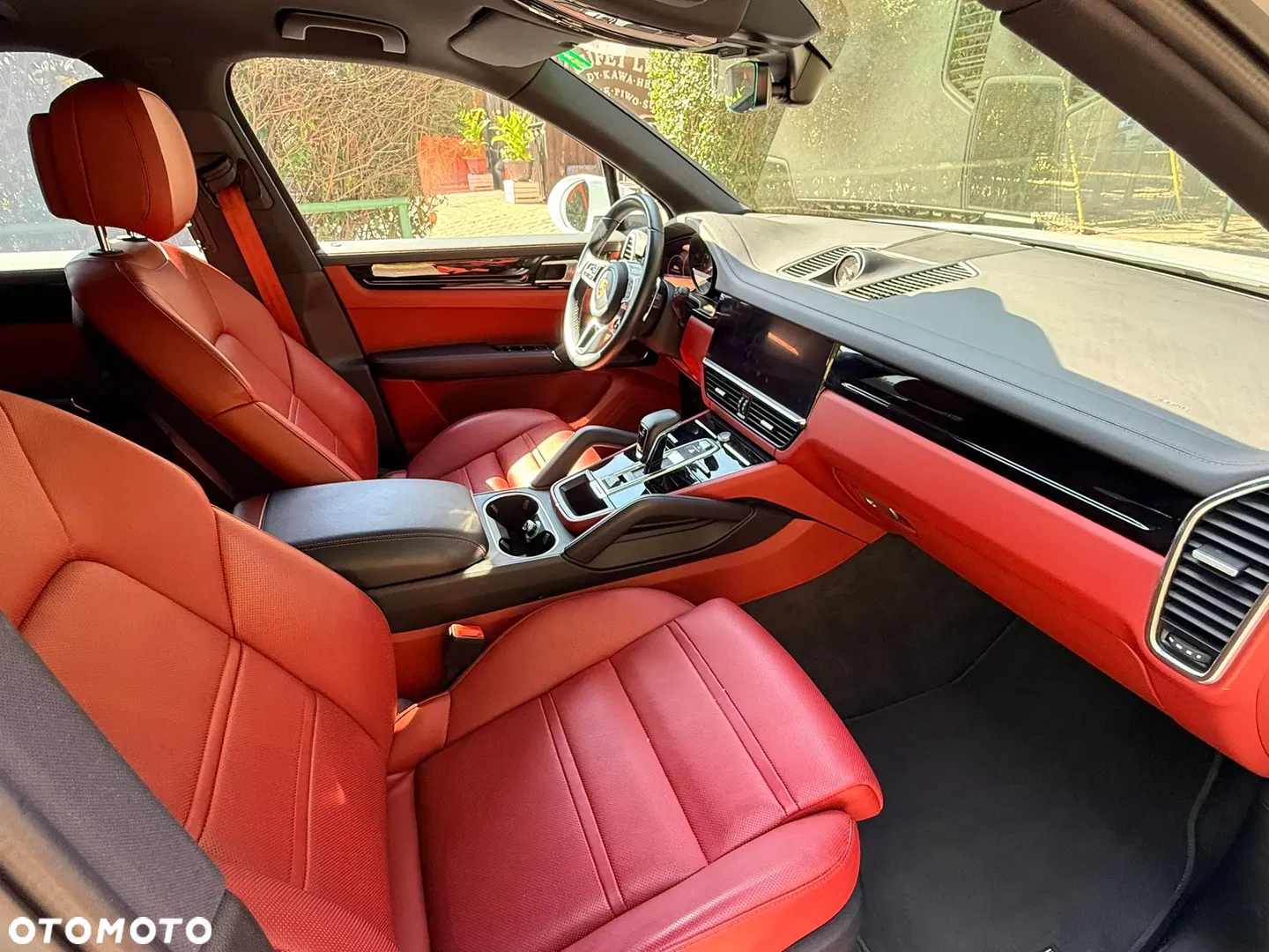 2021 Porsche Cayenne Standard, photograph 12