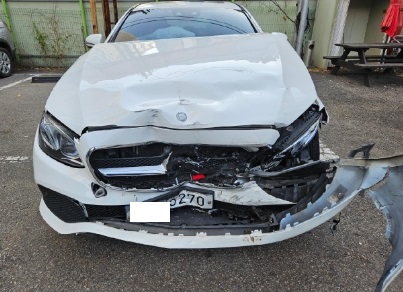 2017 Mercedes-Benz E220 d 4Matic, photograph 3
