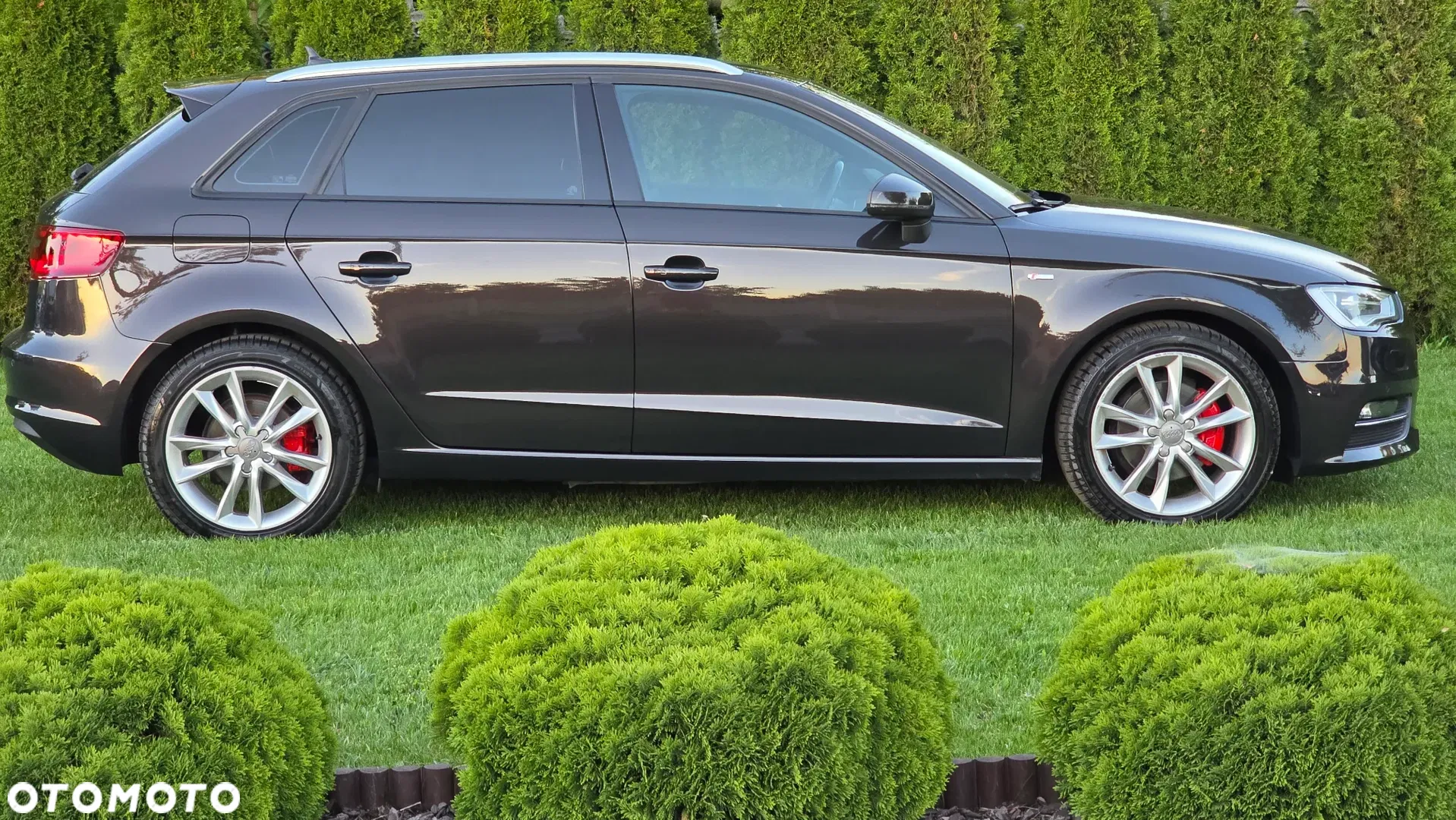 2014 Audi A3 Sportback 2.0 TDI S tronic S line Sportpaket, photograph 4