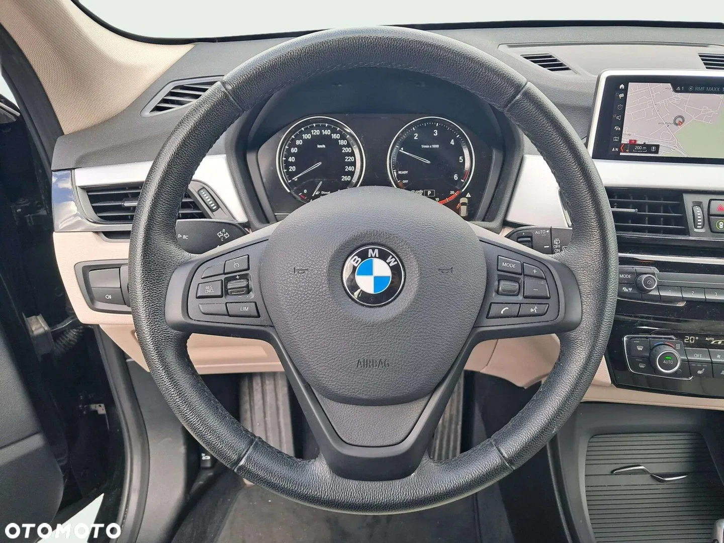 2022 BMW X1 sDrive16d Advantage, photograph 10