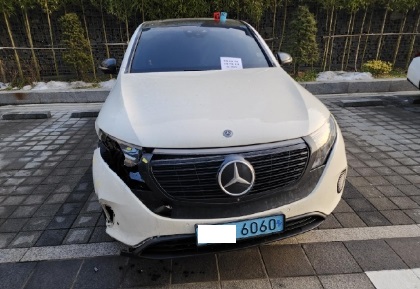 2020 Mercedes-Benz Benz EQC 400 4MATIC, photograph 5
