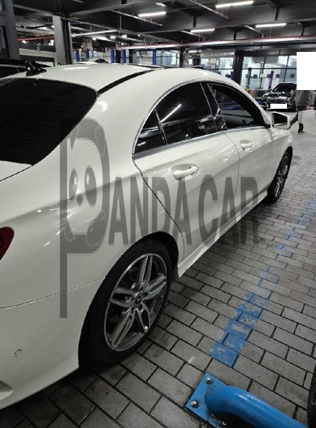 2018 Mercedes-Benz CLA220, photograph 4