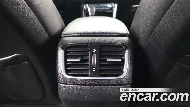 2017 Hyundai Grandeur Premium, photograph 7
