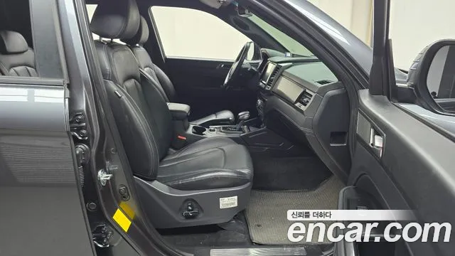 2022 KG_Mobility_Ssangyong Rexton Diesel 2.2 4WD, photograph 2