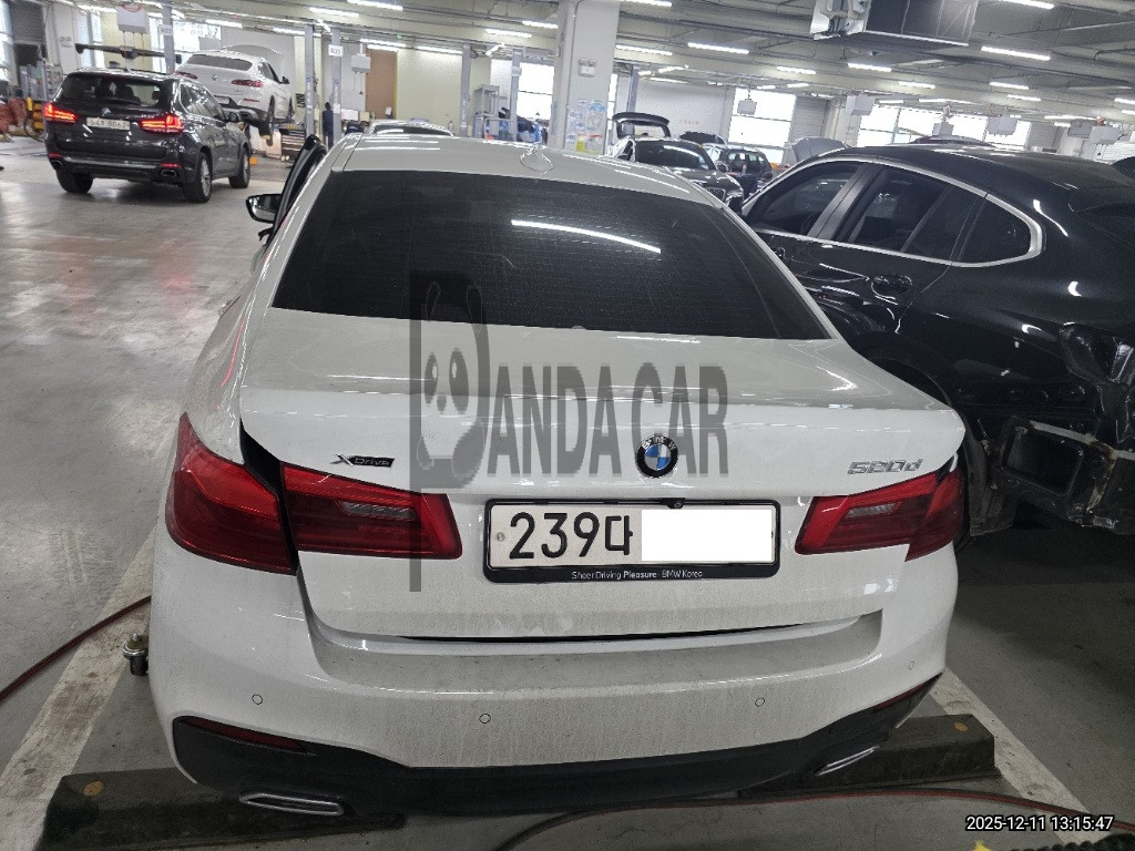 2017 BMW 520d xDrive, photograph 2