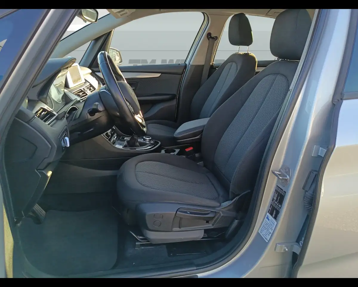 2016 BMW 216 - 216d Active Tourer Advantage, photograph 10