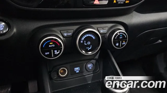 2019 Hyundai Venue 1.6 Smart, photograph 9