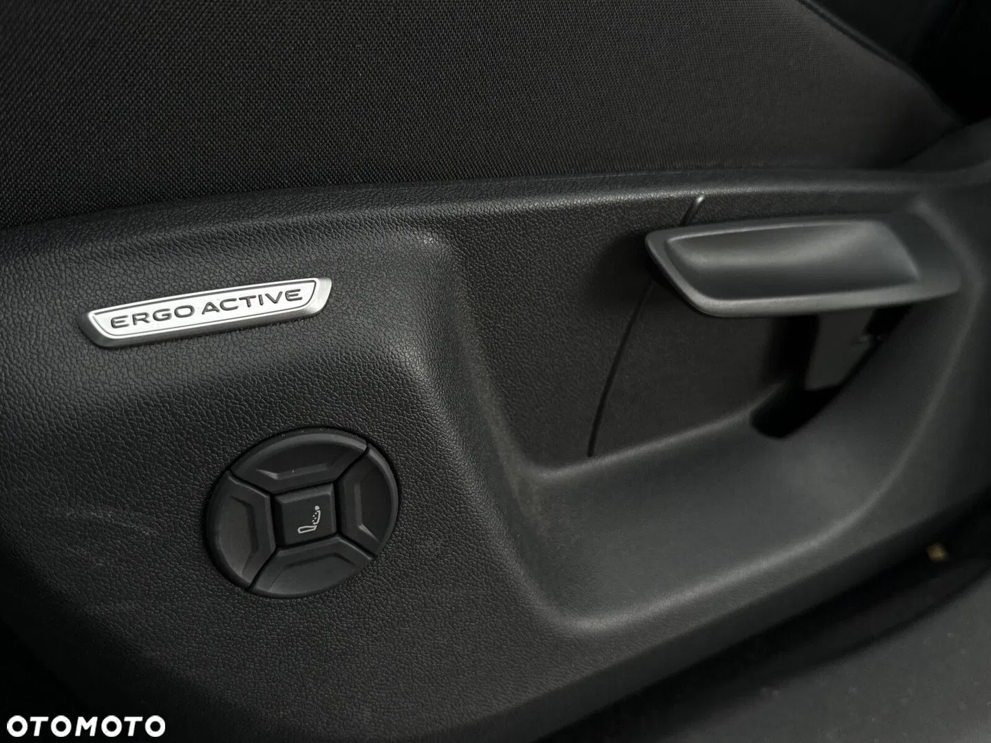 2025 Volkswagen Tiguan 2.0 TDI SCR Elegance DSG, photograph 9