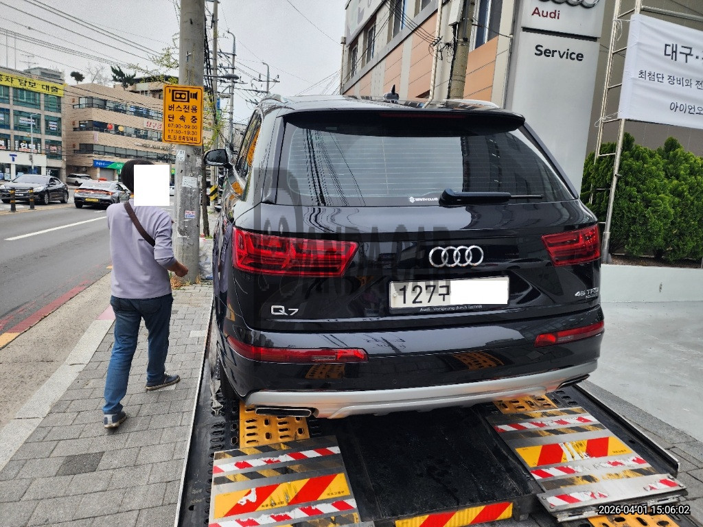 2019 Audi Q7 45 TFSI quattro, photograph 5