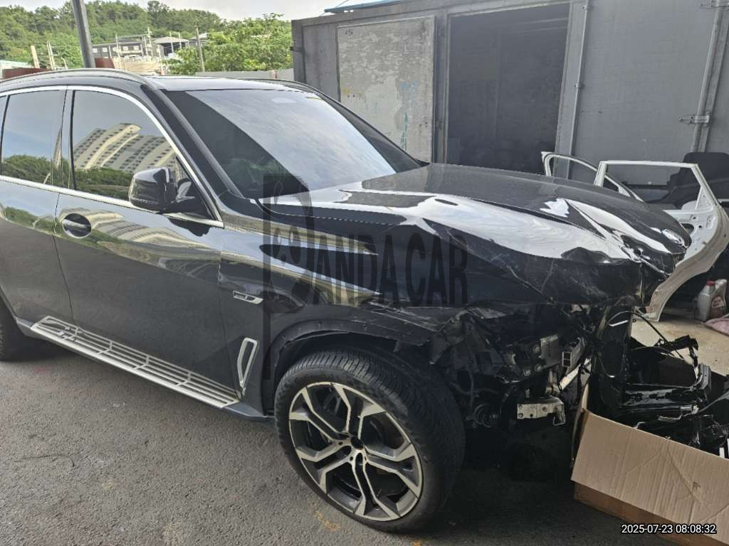 2022 BMW X5 xDrive45e iPerformance, photograph 4