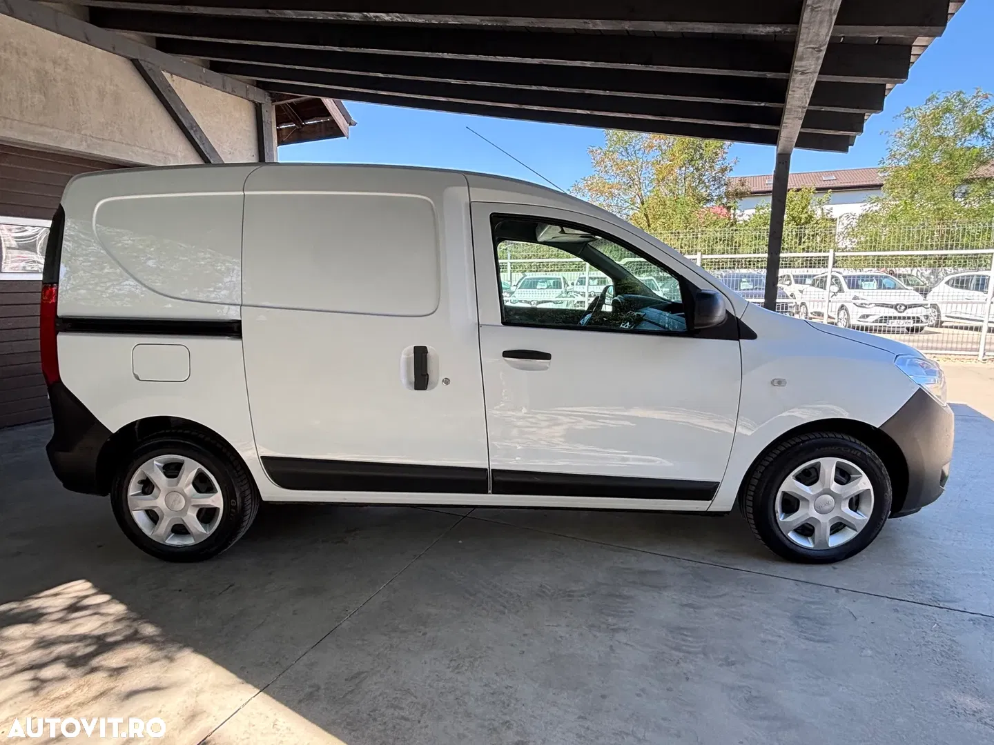 2018 Dacia Dokker 1.5 Laureate, photograph 10