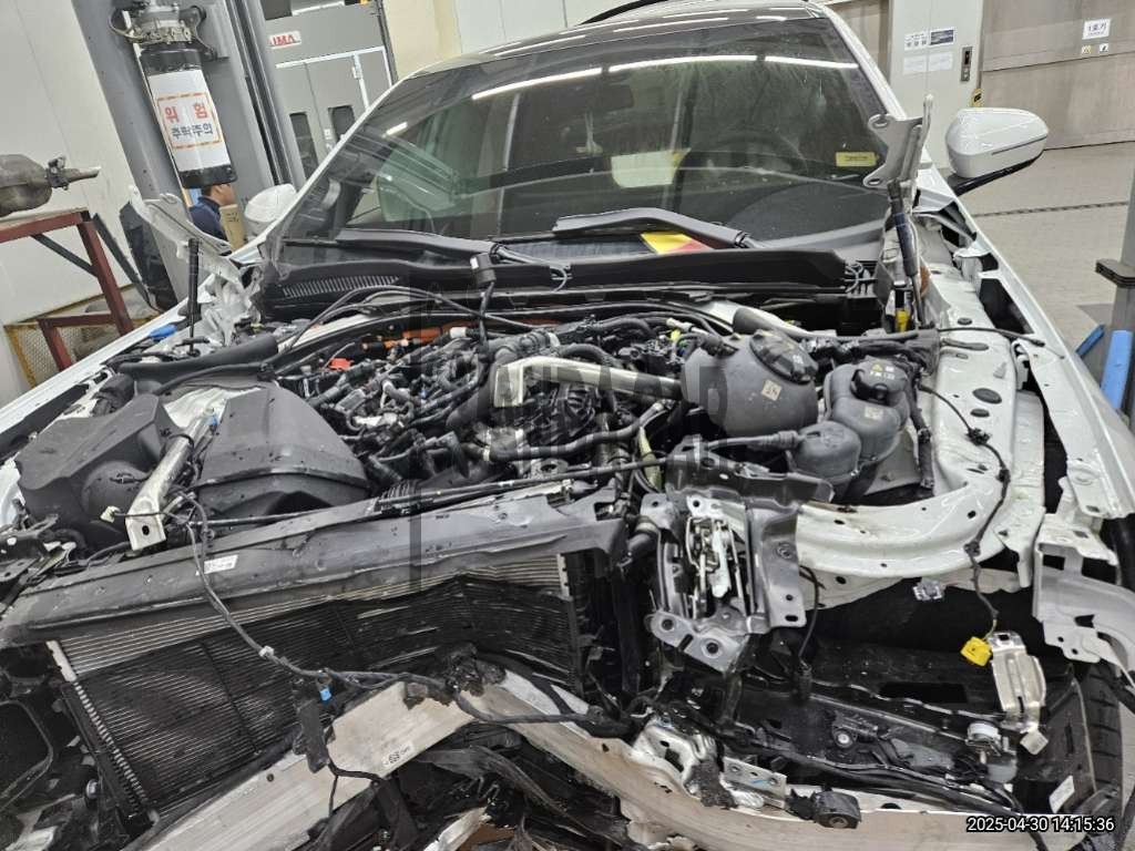 2024 BMW 530e, photograph 4
