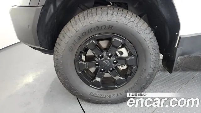 2025 Kia Tasman 2.5T Gasoline 4WD, photograph 8