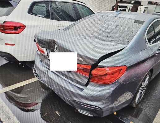 2020 BMW 530i M Sport Package, photograph 3