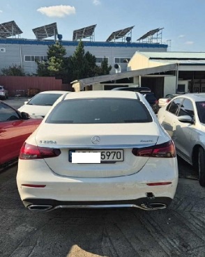 2023 Mercedes-Benz E220 d 4MATIC, photograph 5