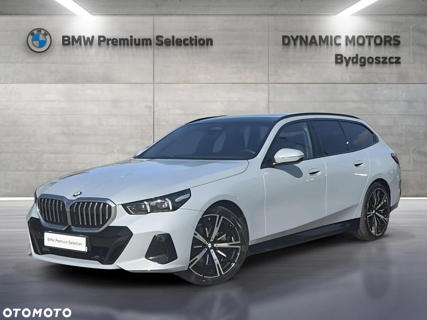 2025 BMW Seria 5 520d xDrive mHEV M Sport, photograph 1