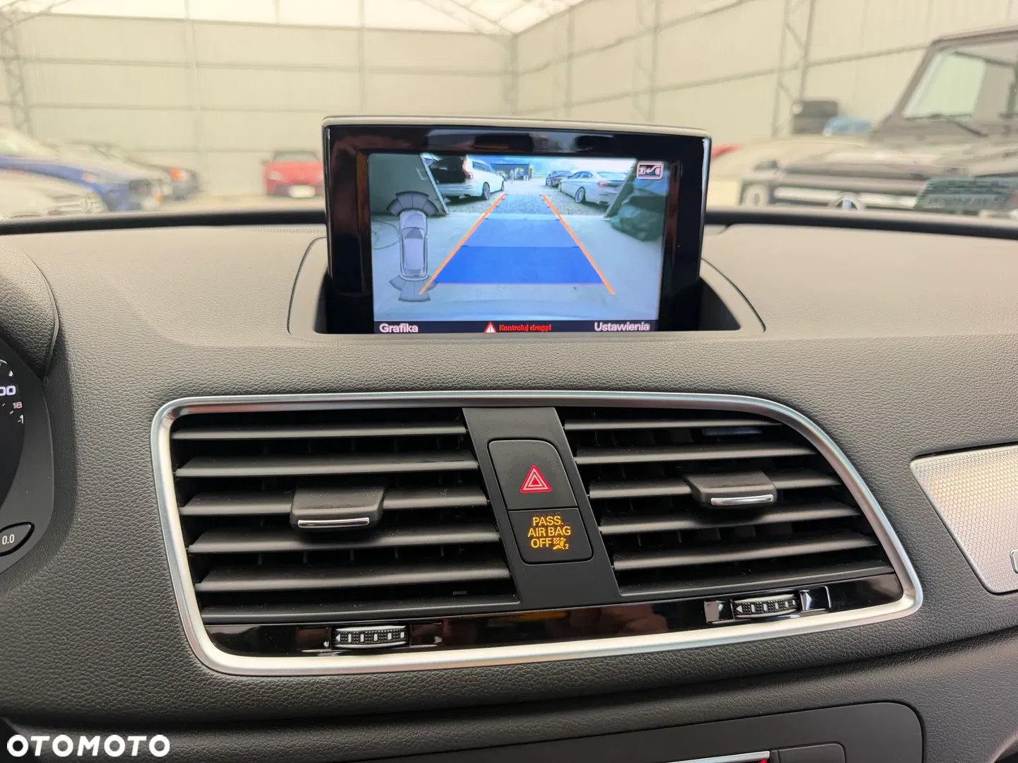 2018 Audi Q3 40 TFSI Quattro S tronic S line, photograph 10