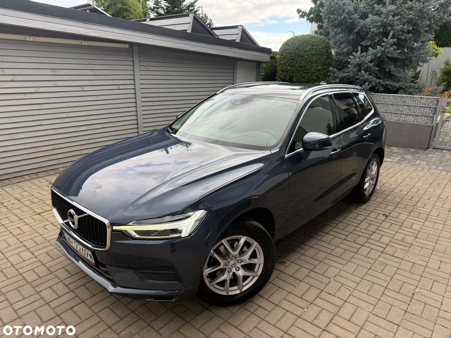 2020 Volvo XC 60 D3 Momentum Pro, photograph 9