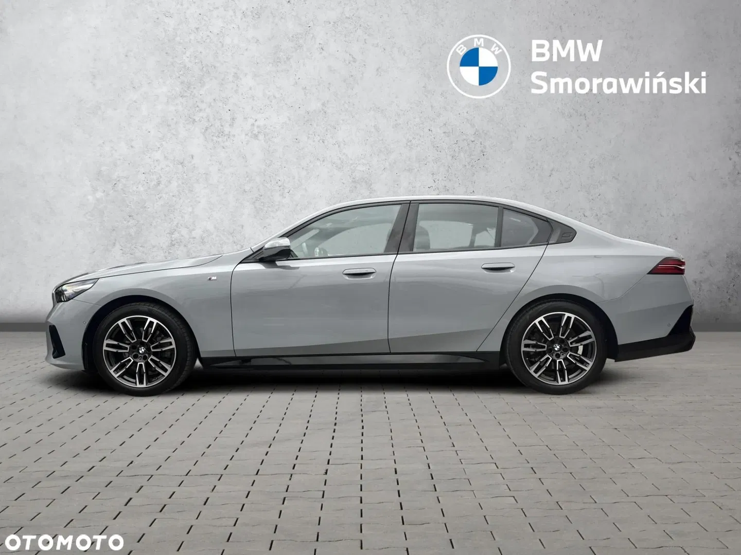 2025 BMW Seria 5, photograph 2