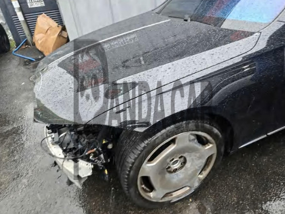 2021 BMW 630i xDrive, photograph 2