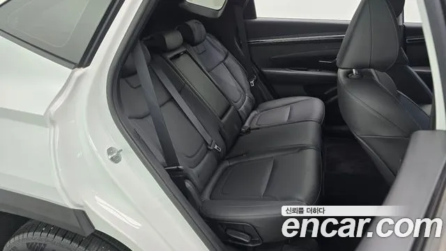 Hyundai Tucson Diesel 2.0 2WD — photo 1 of 20