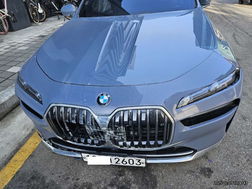 2023 BMW 740d xDrive, photograph 2