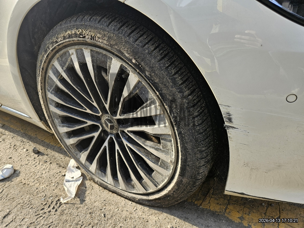 2021 Mercedes-Benz S580 4MATIC, photograph 4