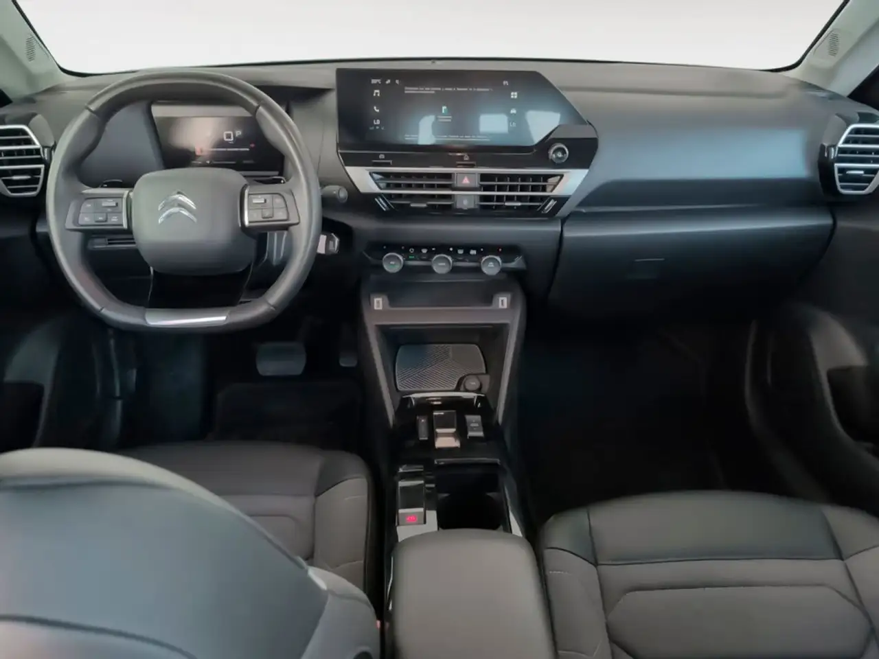 2024 Citroen C4 1.5 BlueHDI S&S Plus EAT8 130, photograph 9
