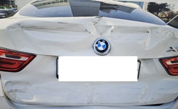 2017 BMW X4 xDrive20d, photograph 2