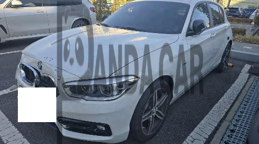 2017 BMW 118d, photograph 3