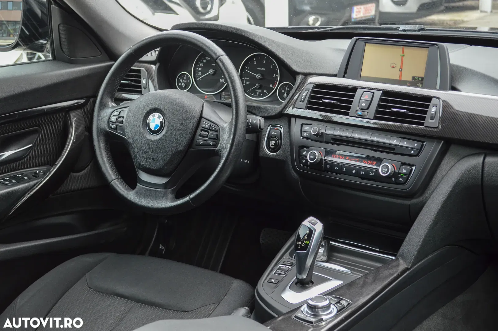 2013 BMW Seria 3 320d Sport-Aut., photograph 4