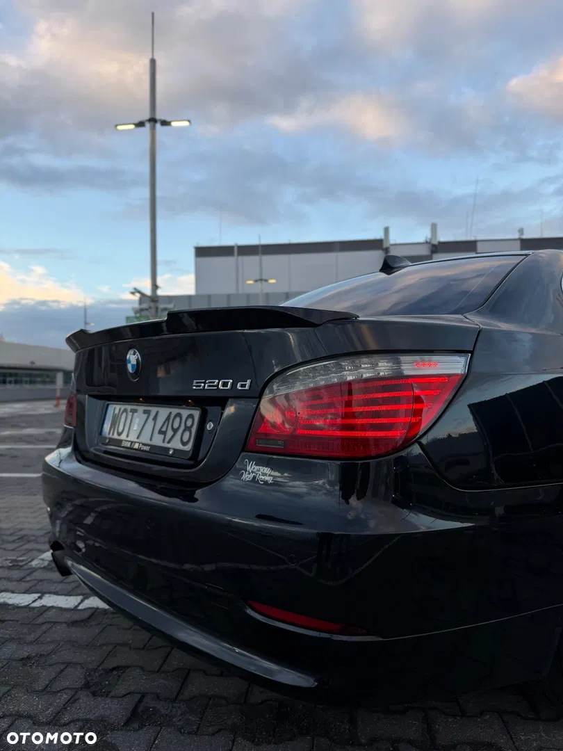 2007 BMW Seria 5, photograph 4
