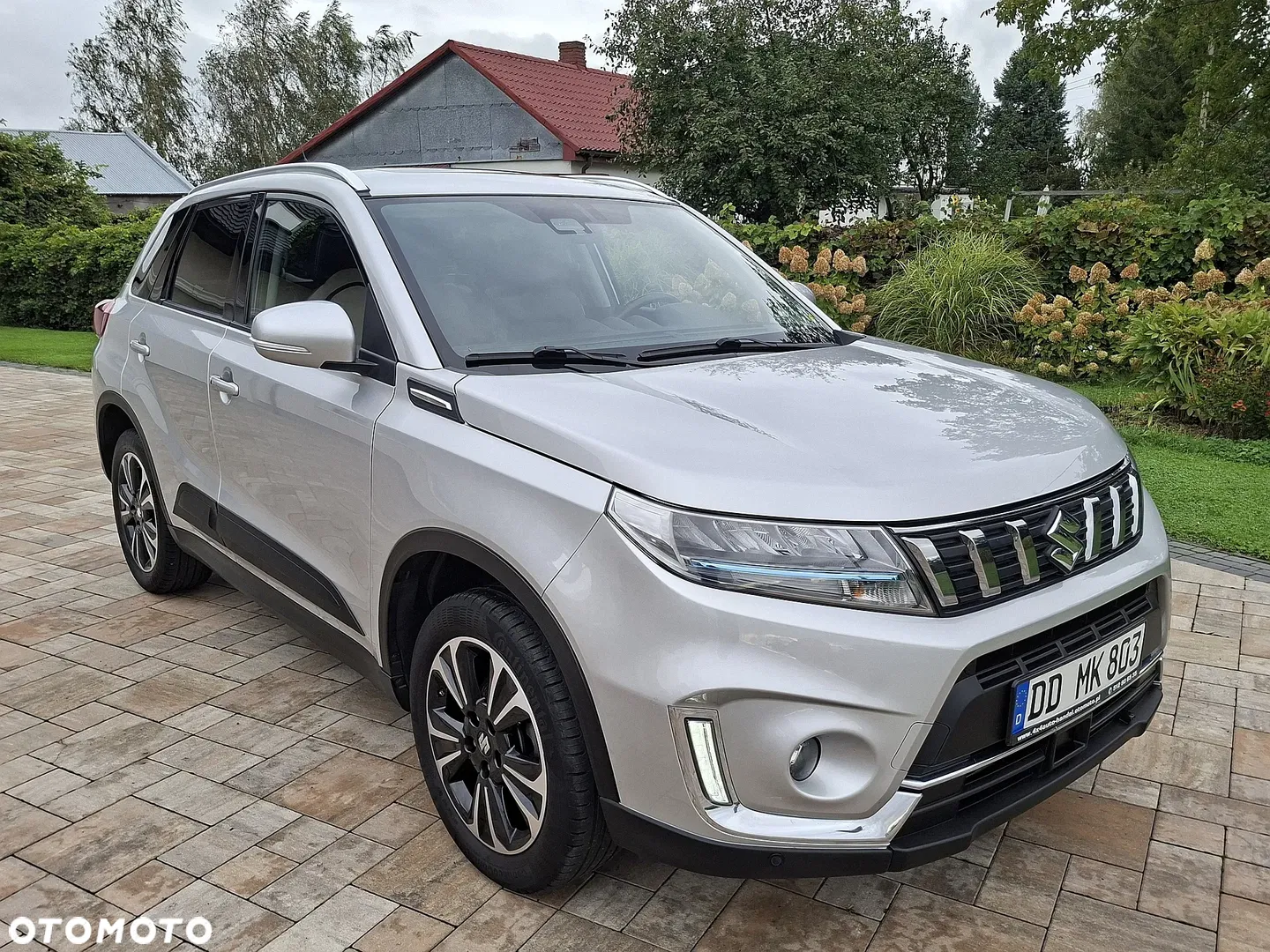 2020 Suzuki Vitara, photograph 1