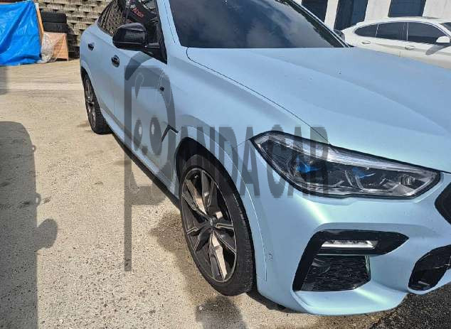 2021 BMW X6 M50i, photograph 4