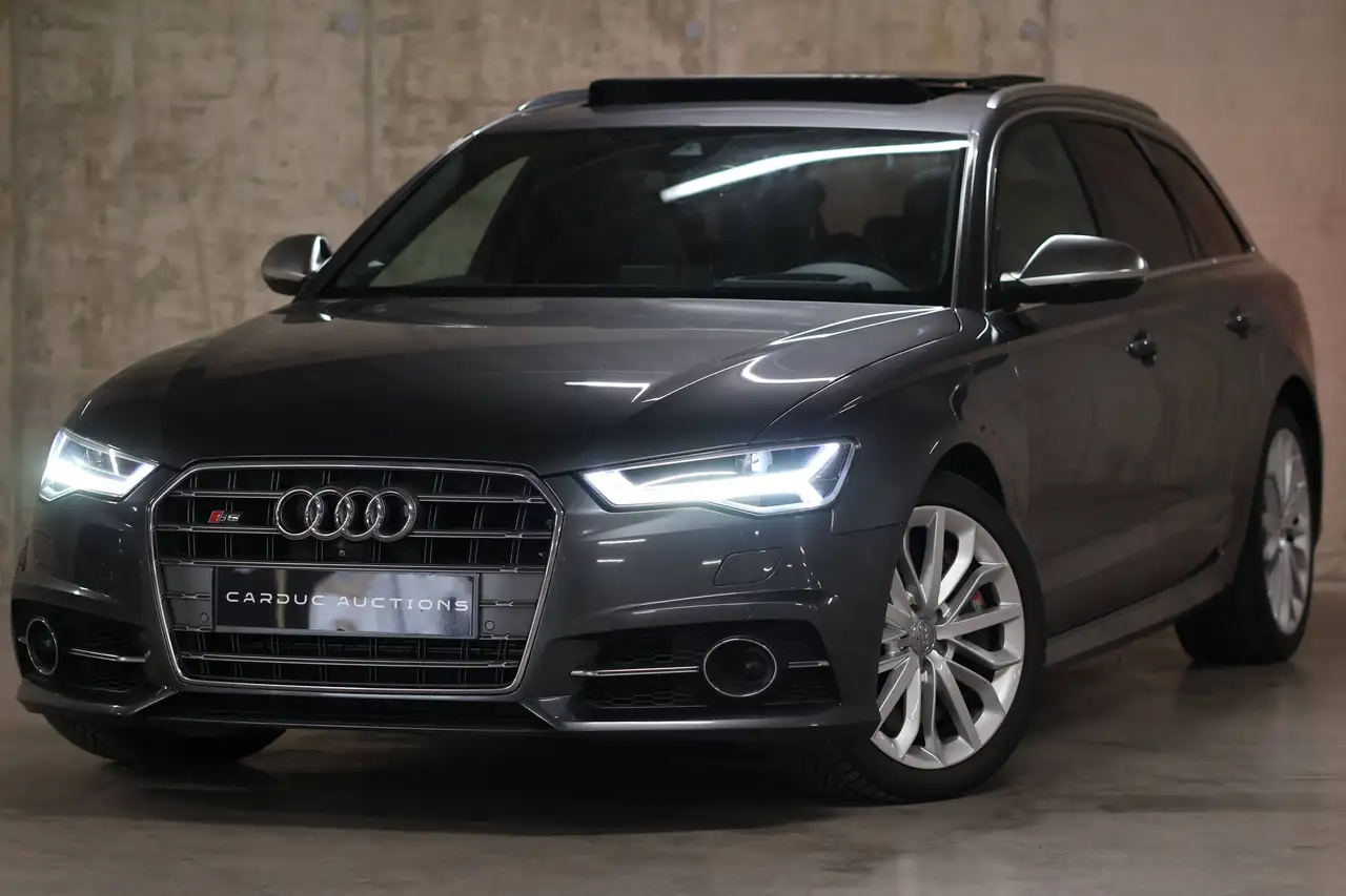 2016 Audi S6 S6 Avant, photograph 8