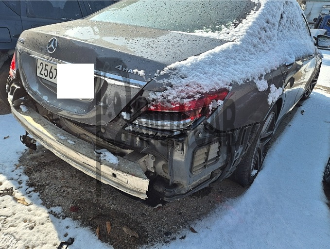 2019 Mercedes-Benz S350 d 4MATIC, photograph 3