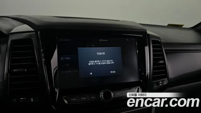 2019 KG_Mobility_Ssangyong Rexton Diesel 2.2 2WD, photograph 12